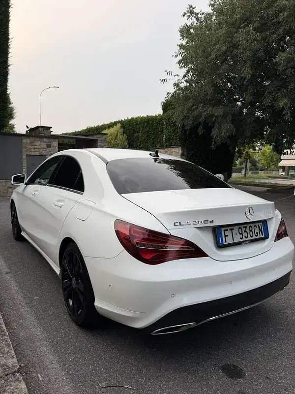 Usata Mercedes CLA200 Edition 136 CV (100 kW) 2019 Bianco Coupé