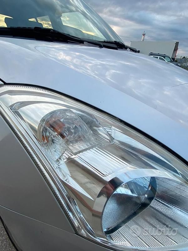 Usata Suzuki Swift 75 CV (55 kW) 2011 Utilitaria