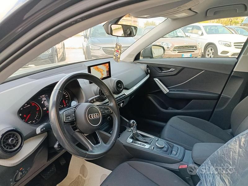 Usata Audi Q2 Advanced 116 CV (85 kW) 2018 Grigio SUV