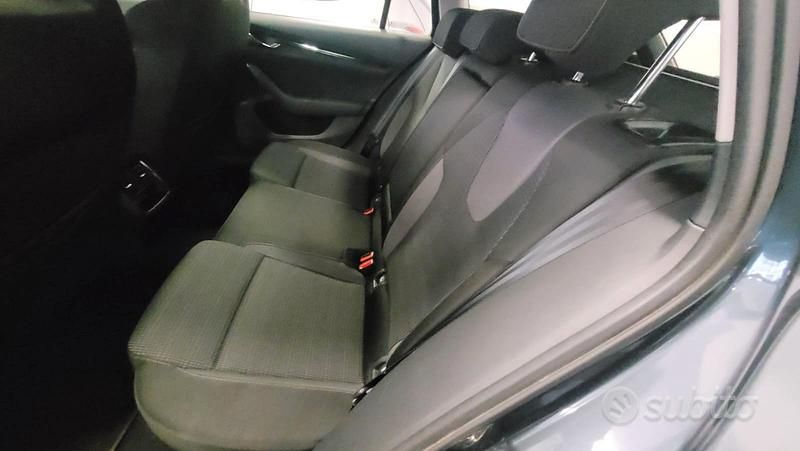 Usata Skoda Octavia 150 CV (110 kW) 2021 Grigio Station wagon