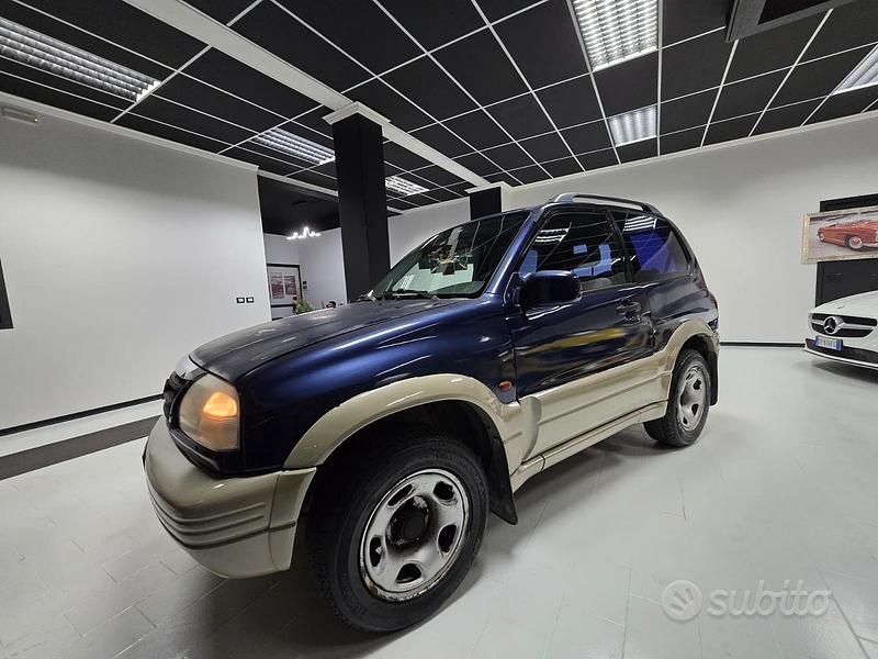 Blu Usata 2001 Suzuki Vitara SUV | 4900 € (Ottimo prezzo) - Immagine 1/4