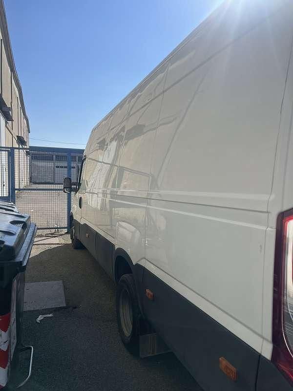 Usata Iveco Daily 155 CV (114 kW) 2017