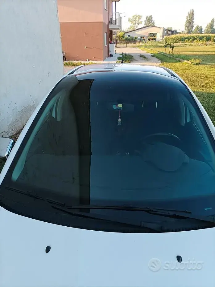 Usata Citroën C3 Exclusive 68 CV (50 kW) 2015 Bianco Berlina
