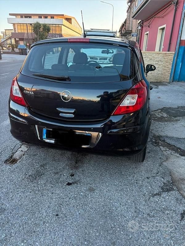 Usata Opel Corsa 2008 Nero Utilitaria