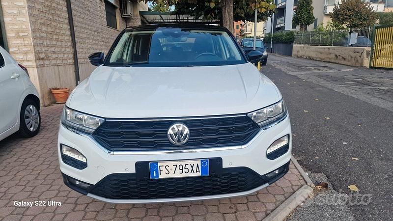 Usata VW T-Roc Style 116 CV (85 kW) 2019 Other SUV
