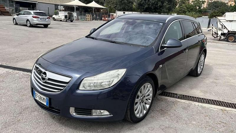 Usata Opel Insignia Cosmo 160 CV (117 kW) 2011 Station wagon