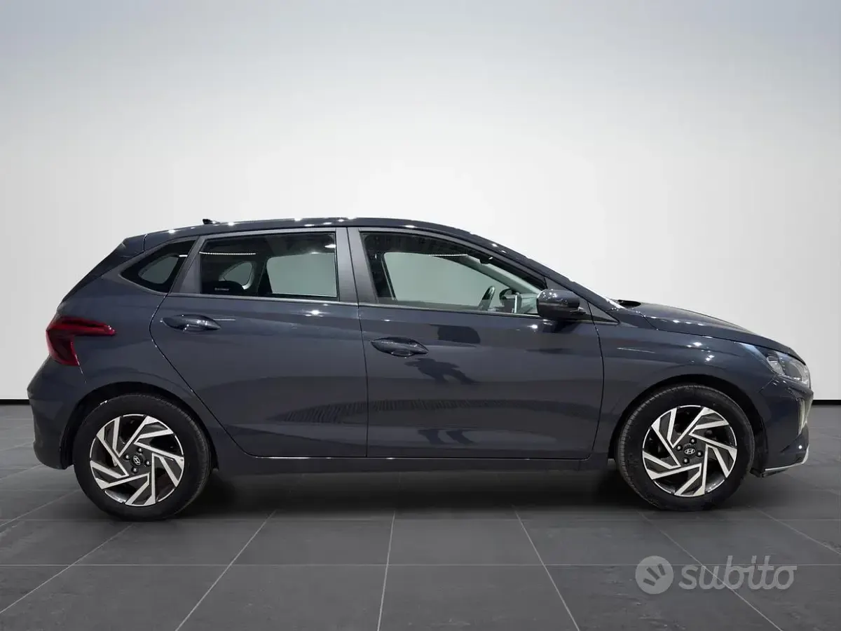 Usata Hyundai i20 79 CV (58 kW) 2024 Blu Utilitaria