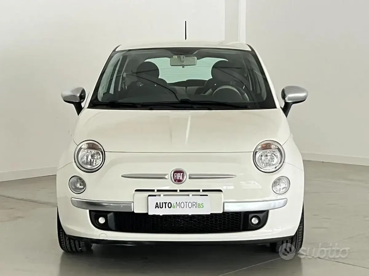 Usata Fiat 500 Lounge 69 CV (50 kW) 2013 Bianco Utilitaria