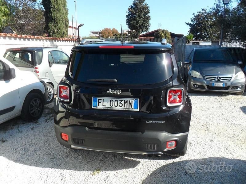 Usata Jeep Renegade Limited 140 CV (102 kW) 2017 Nero SUV