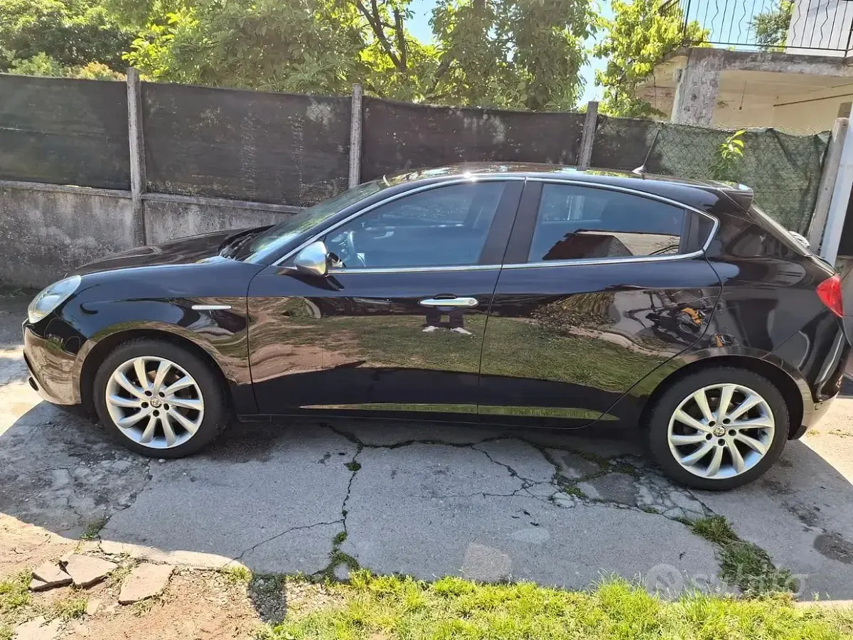 Usata Alfa Romeo Giulietta 109 CV (80 kW) 2017 Utilitaria