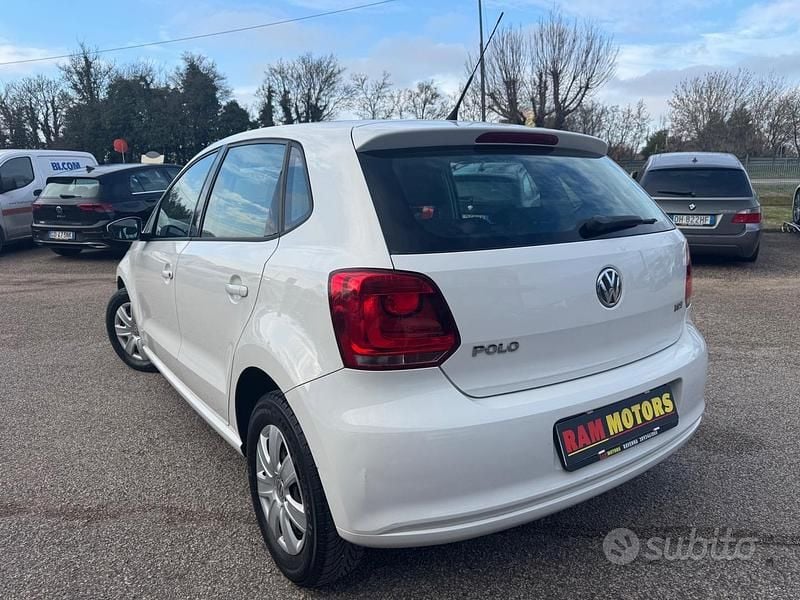 Usata VW Polo Trendline 102 CV (75 kW) 2012 Bianco Berlina
