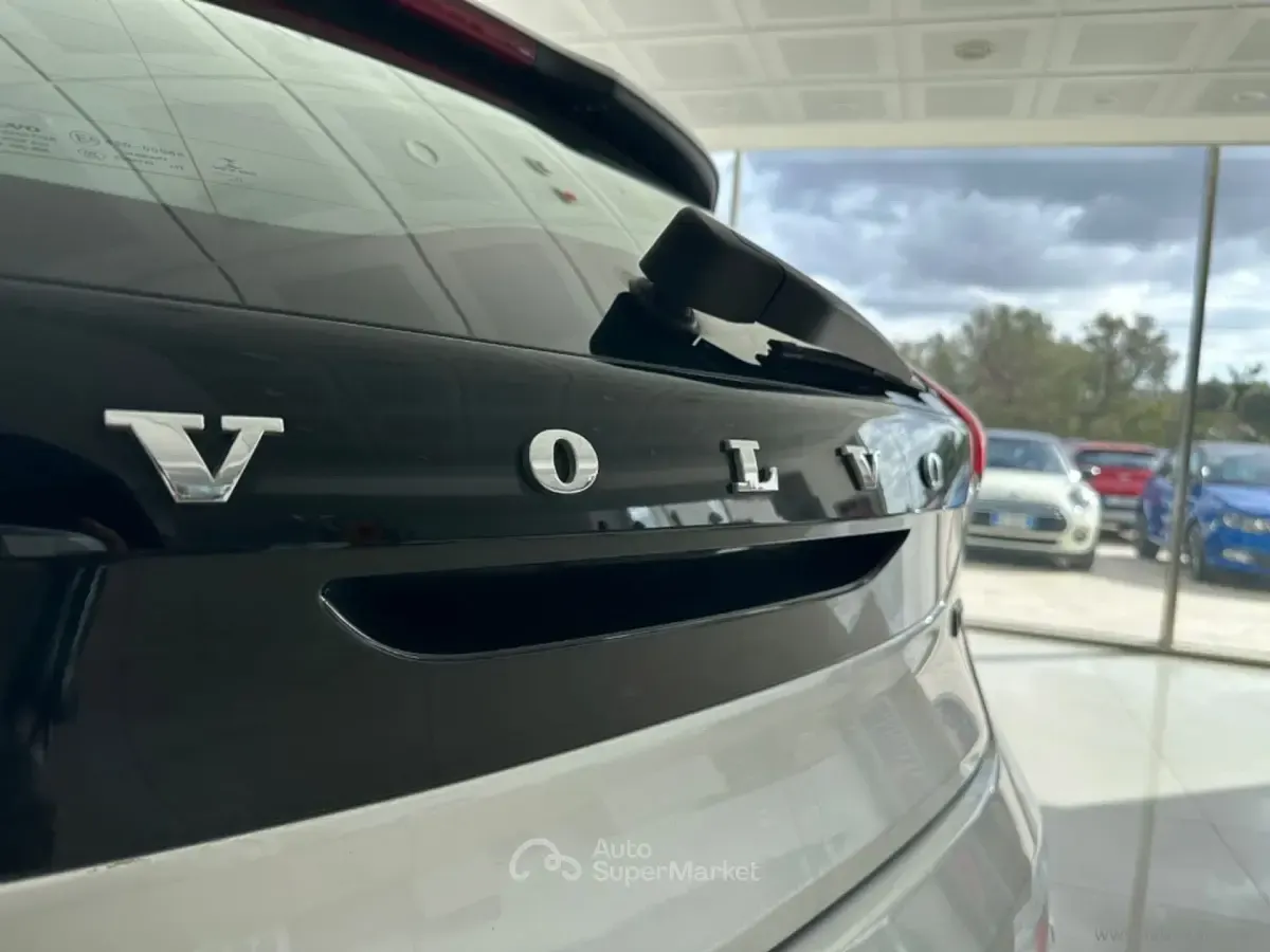 Occasion Volvo V40 Business Edition 120 ch (88 kW) 2017 Gris Break