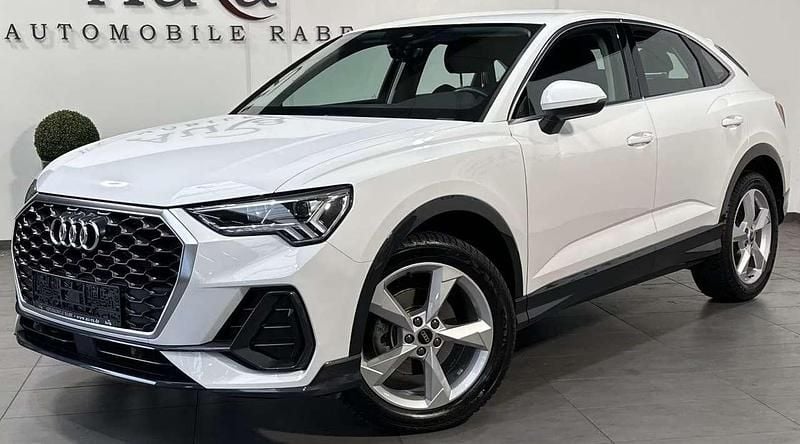 Bianco Usata 2023 Audi Q3 Sportback SUV | 30.989 € (Super prezzo) - Immagine 1/4