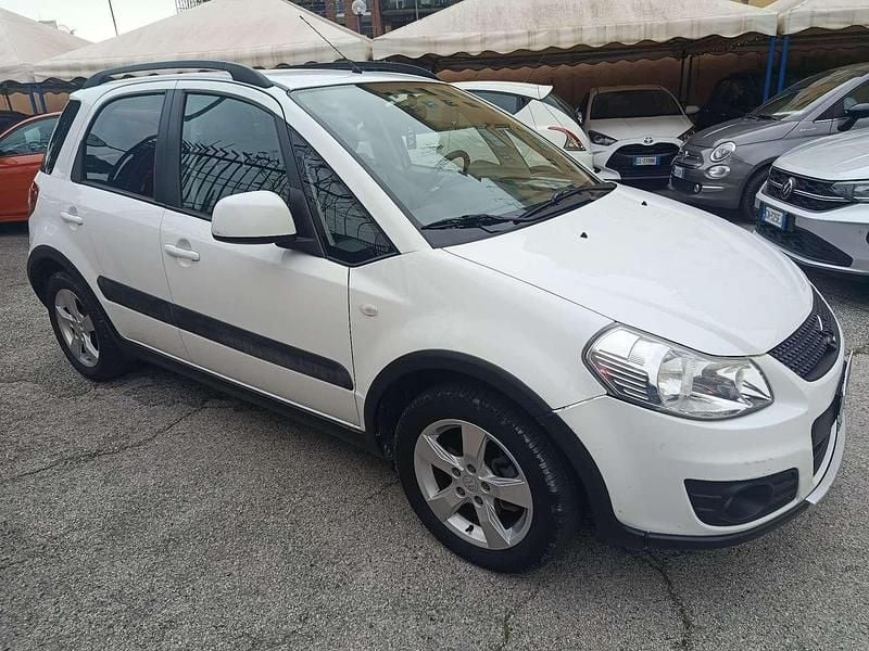 Usata Suzuki SX4 GL 111 CV (81 kW) 2012 Bianco SUV