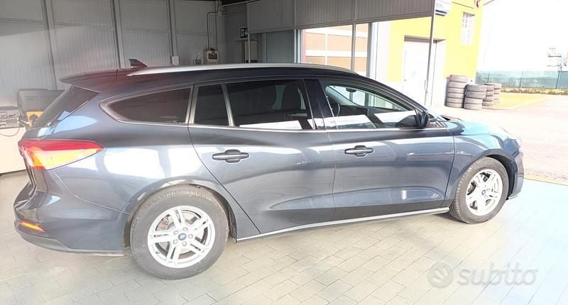 Usata Ford Focus Active 120 CV (88 kW) 2020 Blu Station wagon