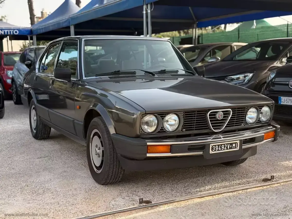 Usata Alfa Romeo Alfetta Quadrifoglio 130 CV (95 kW) 1984 Berlina