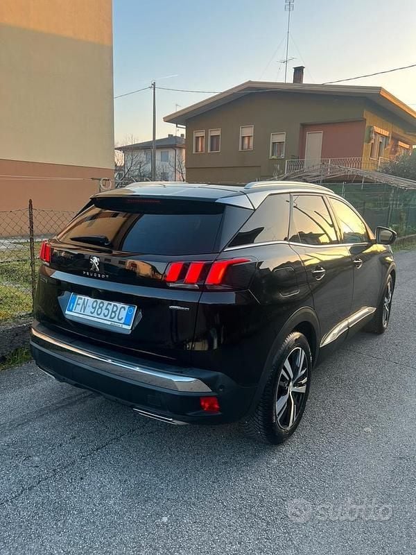 Usata Peugeot 3008 GT-line 131 CV (96 kW) 2018 Nero SUV