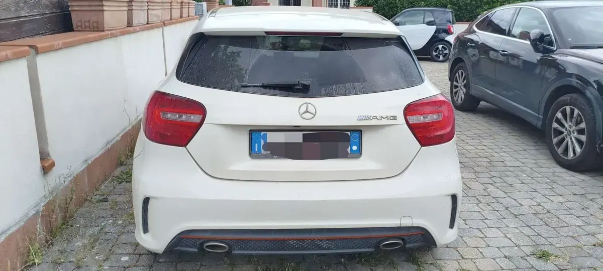Usata Mercedes A200 AMG 136 CV (100 kW) 2015 Bianco Utilitaria
