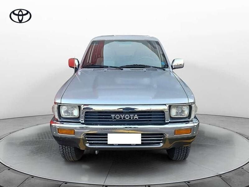 Usata Toyota HiLux 90 CV (66 kW) 1997 Argento Pick-up