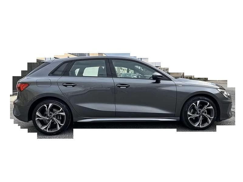 Usata Audi A3 Sportback e-tron 150 CV (110 kW) 2022 Daytona Utilitaria