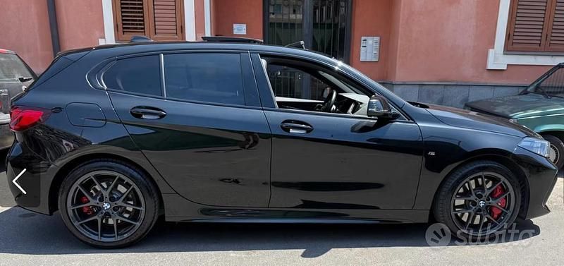 Usata BMW 118 Comfort Edition 143 CV (105 kW) 2023 Nero Utilitaria
