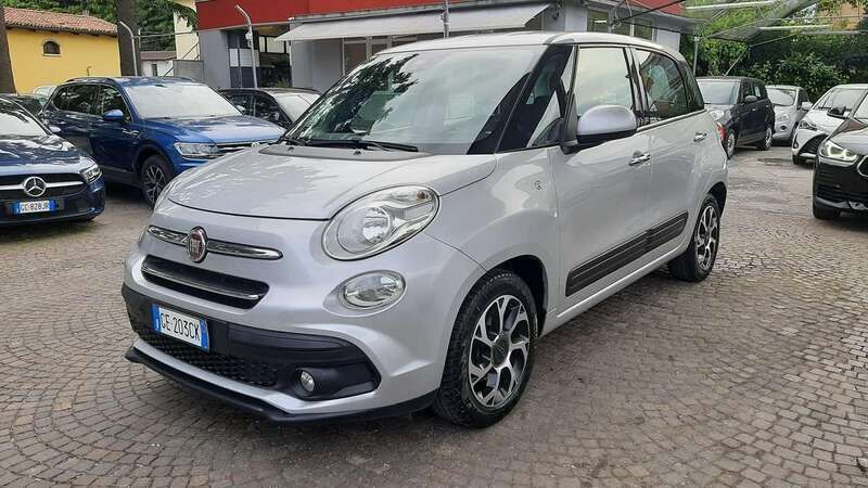 Grigio Usata 2021 Fiat 500L S Monovolume | 13.950 € (Buon prezzo) - Immagine 1/4