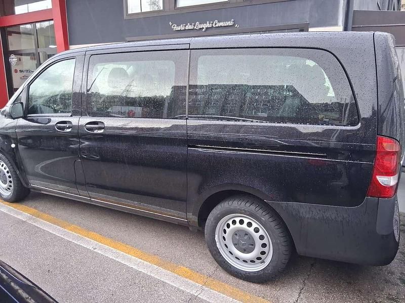 Usata Mercedes Vito 136 CV (100 kW) 2019 Nero Furgone