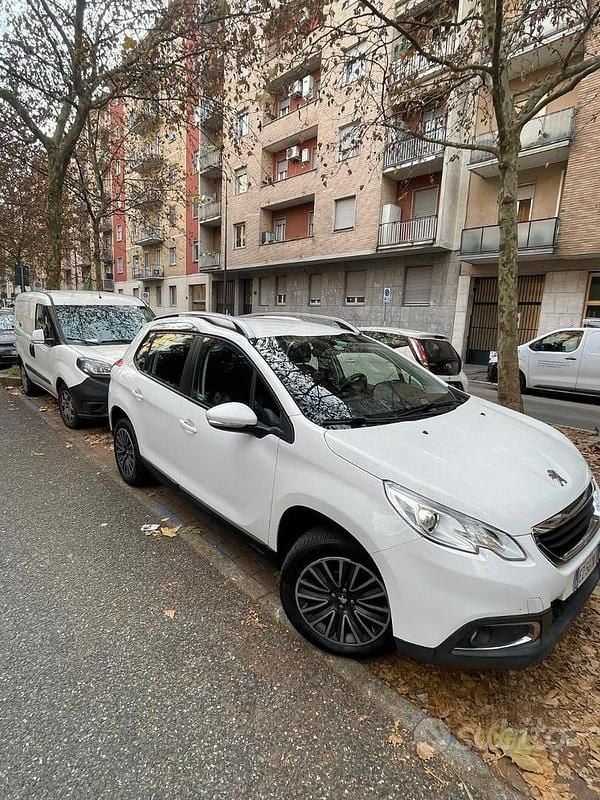 Begagnad Peugeot 2008 82 HK (60 kW) 2015 Vit SUV