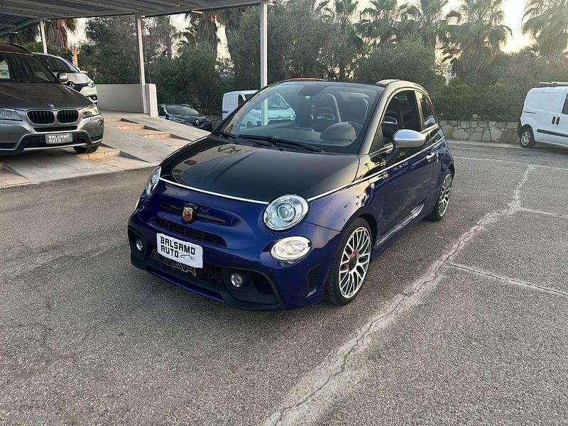 Blu/azzurro Usata 2019 Abarth 595C Turismo Cabrio | 16.800 € (Buon prezzo) - Immagine 1/4