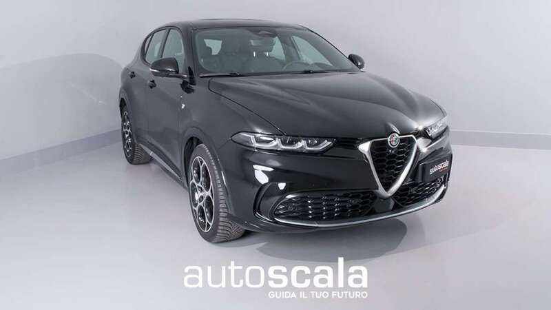 Nero vulcano Usata 2024 Alfa Romeo Tonale Ti SUV | 31.990 € (Molto cara) - Immagine 1/4