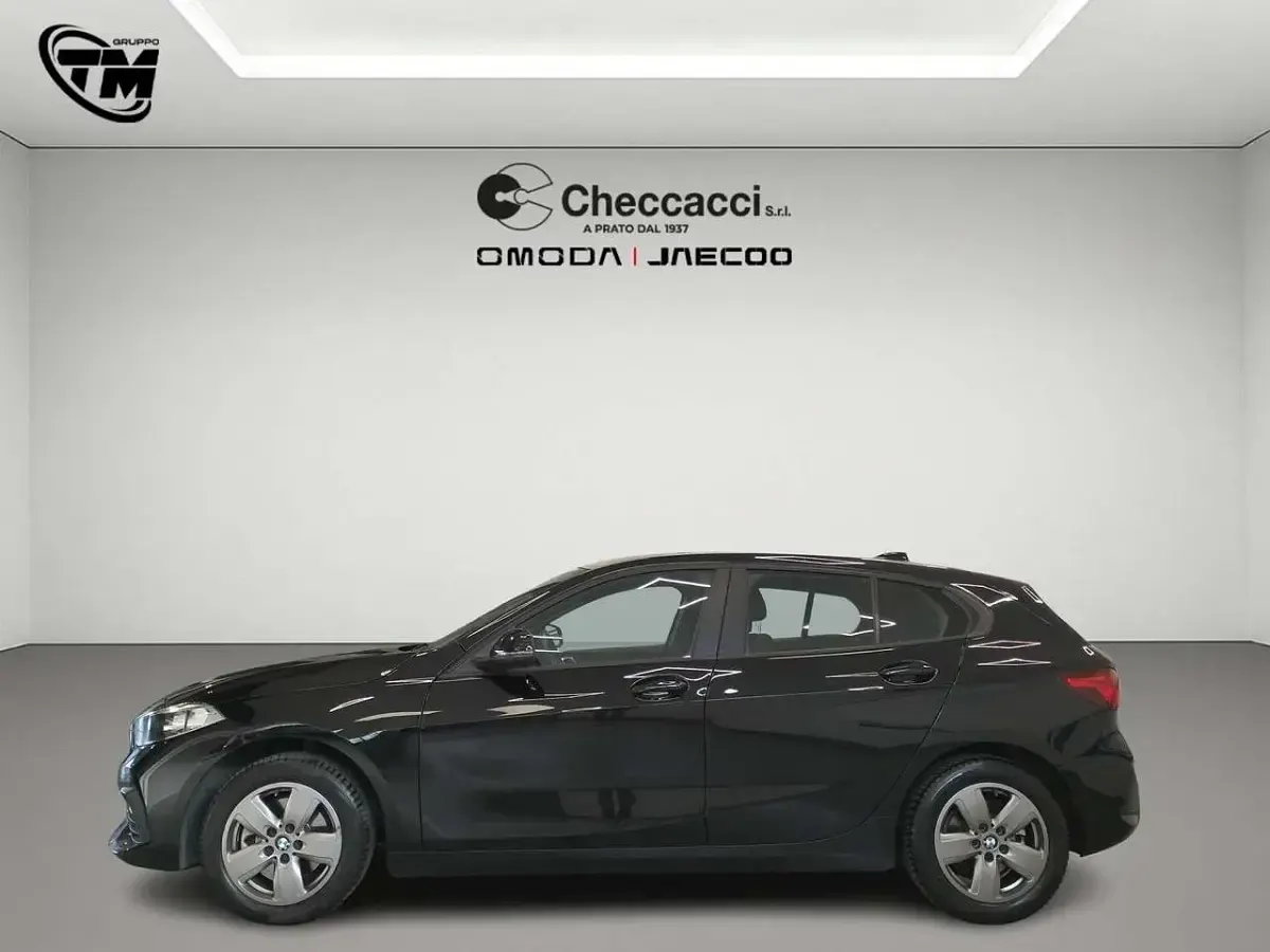 Usata BMW 116 Advantage 116 CV (85 kW) 2022 Nero Utilitaria