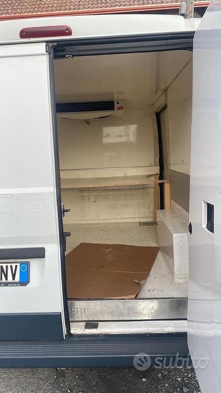 Usata Peugeot 208 2018 Utilitaria