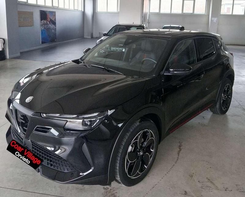 Usata Alfa Romeo Junior Edizione Speciale 114 kW (156 CV) 2025 Nero SUV