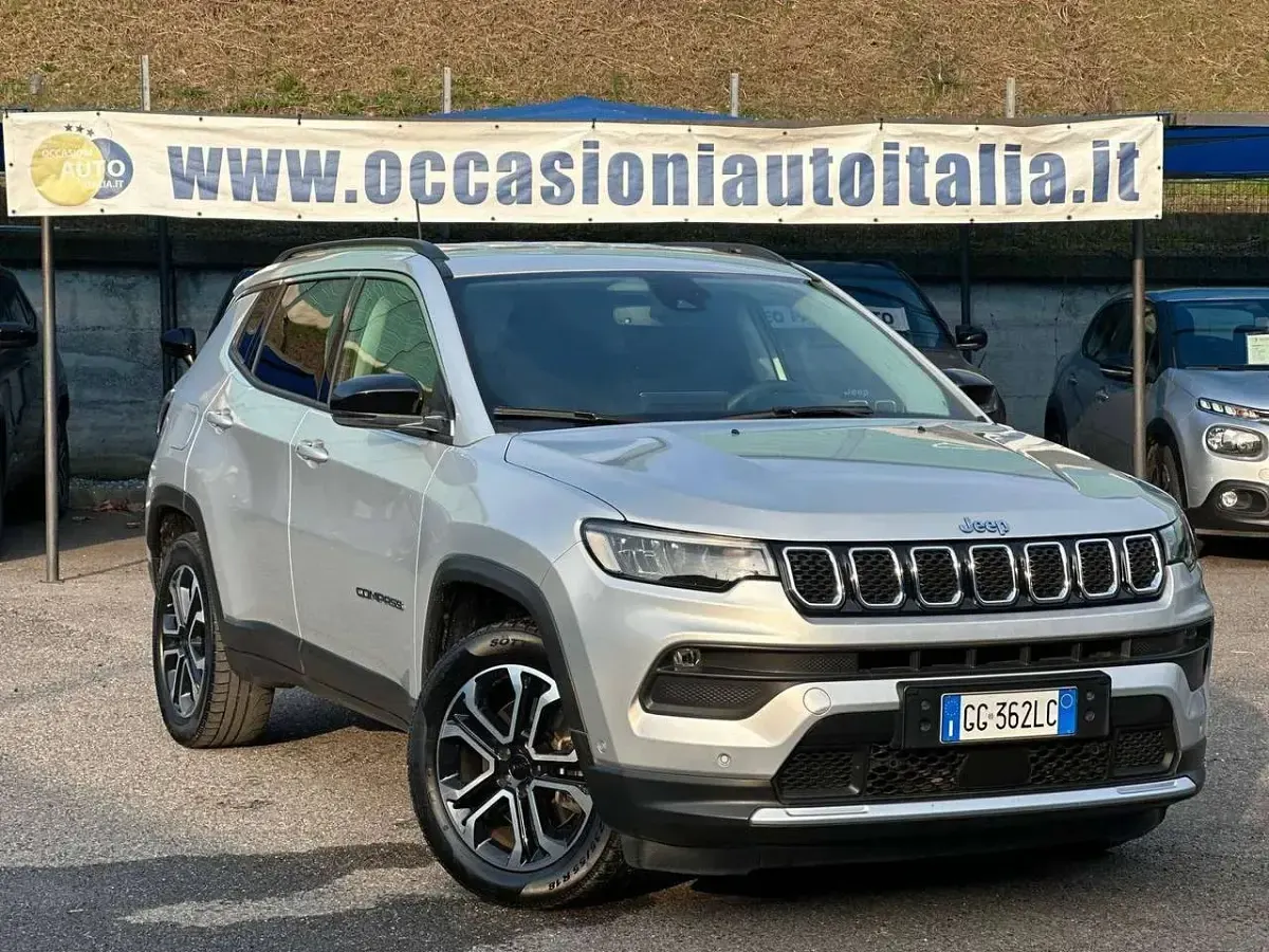 Usata Jeep Compass Limited 131 CV (96 kW) 2021 Argento SUV