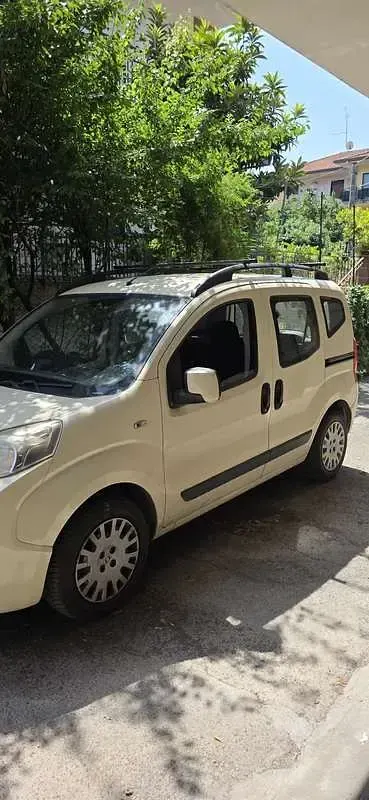 Usata Fiat Qubo Active 75 CV (55 kW) 2009 Monovolume
