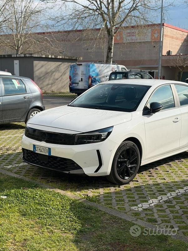 Usata Opel Corsa 75 CV (55 kW) 2024 Bianco Utilitaria