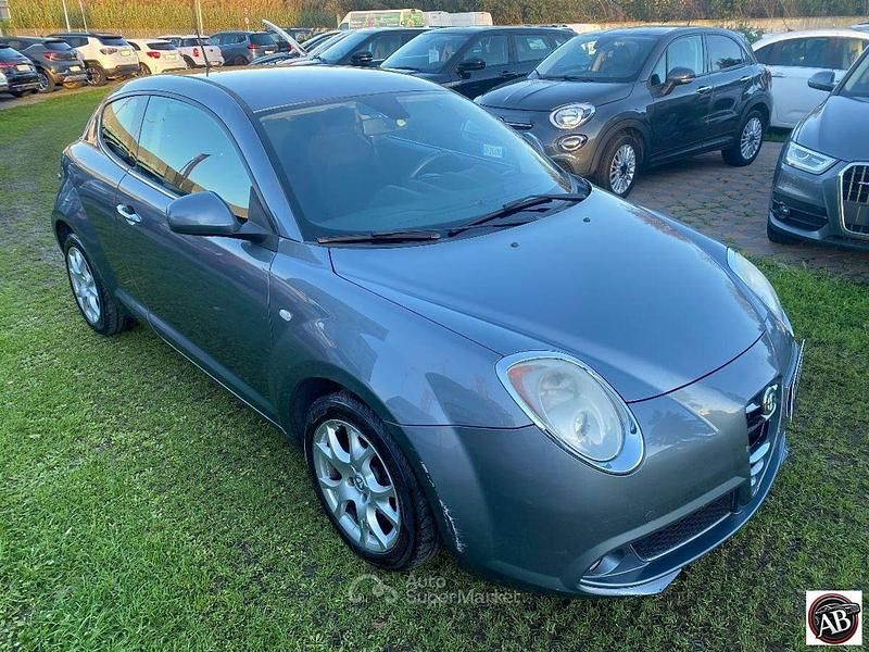 Usata Alfa Romeo MiTo 121 CV (88 kW) 2011 Gray Utilitaria