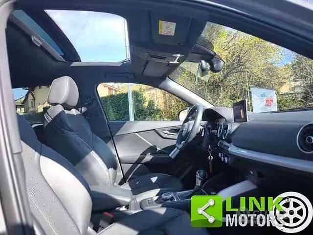 Usata Audi Q2 S-Line 150 CV (110 kW) 2020 Grigio SUV