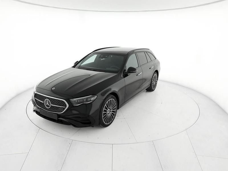 Nero Nuova 2025 Mercedes 300 Advanced Plus Station wagon | 78.900 € (Cara) - Immagine 1/4