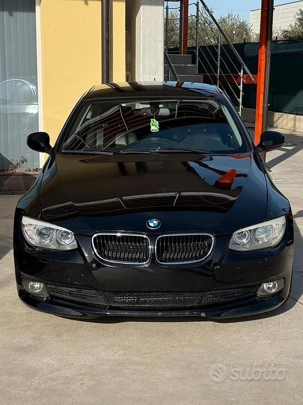 Usata BMW 320 184 CV (135 kW) 2009 Nero Coupé