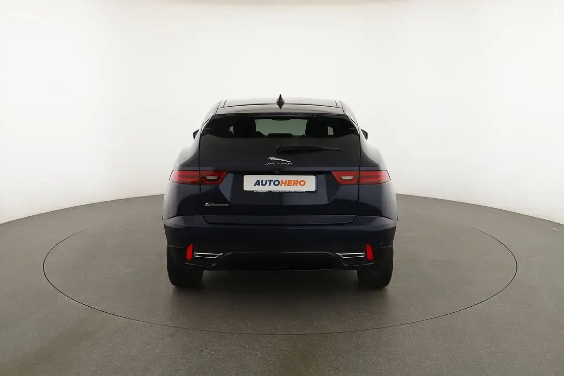 Usata Jaguar E-Pace R-Dynamic 204 CV (150 kW) 2022 Blu SUV