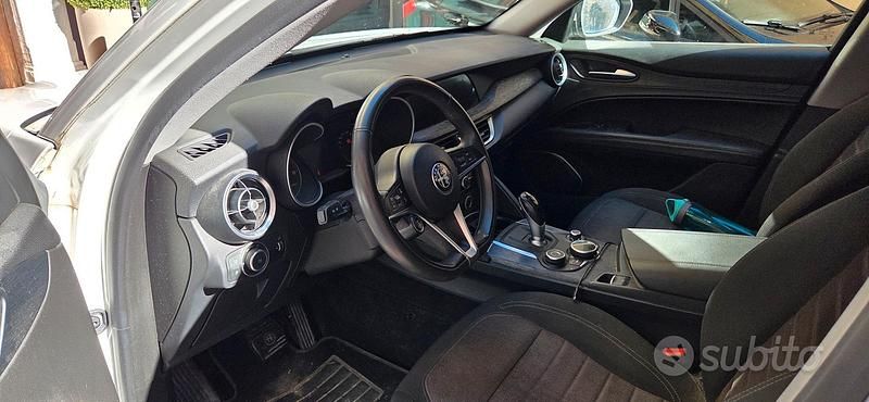 Usata Alfa Romeo Stelvio 160 CV (117 kW) 2019 Bianco SUV