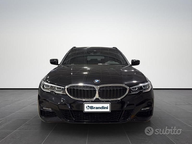 Usata BMW 320e M Sport 190 CV (139 kW) 2021 Nero Station wagon