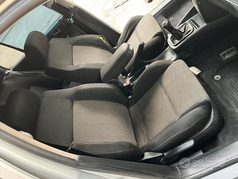 Usata VW Golf IV 150 CV (110 kW) 2003 Grigio Berlina