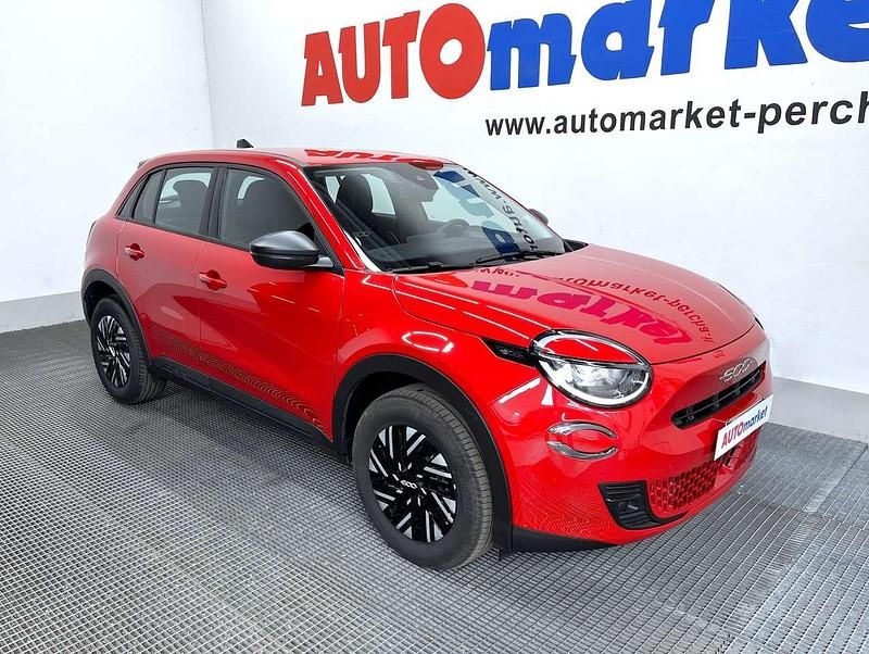 Usata Fiat 600 101 CV (74 kW) 2025 Rosso SUV