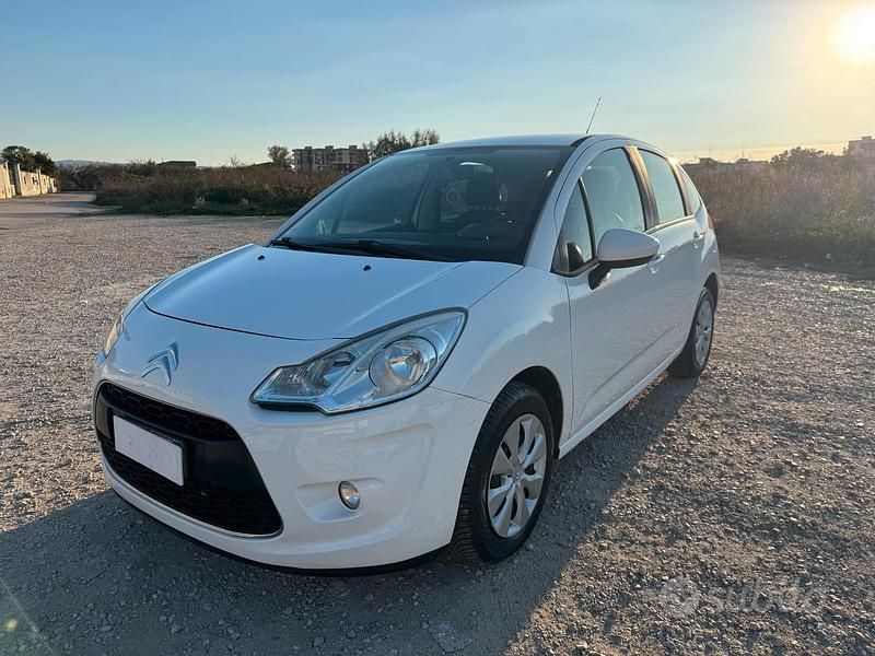 Bianco Usata 2012 Citroën C3 Seduction Tre volumi | 3499 € (Buon prezzo) - Immagine 1/4