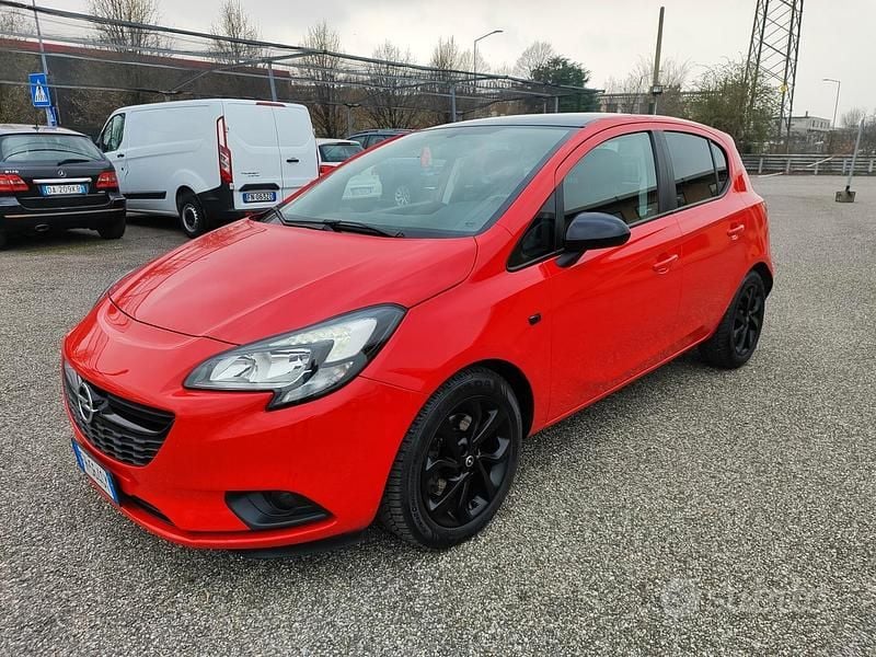 Usata Opel Corsa Edition 75 CV (55 kW) 2017 Rosso Utilitaria