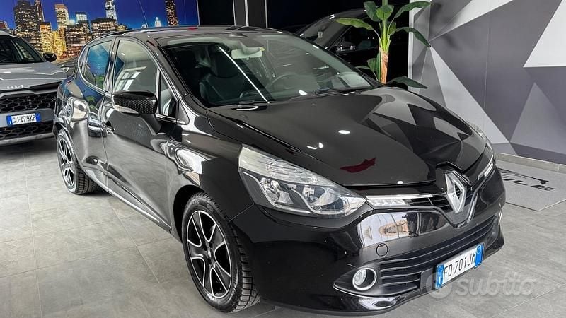 Usata Renault Clio IV Intens 90 CV (66 kW) 2016 Nero Berlina