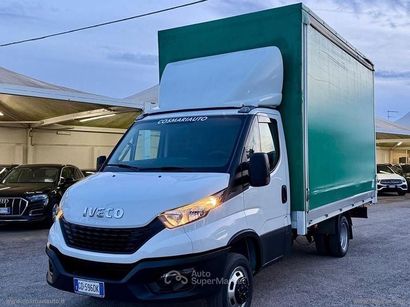 Usata Iveco Daily 136 CV (100 kW) 2021 Bianco