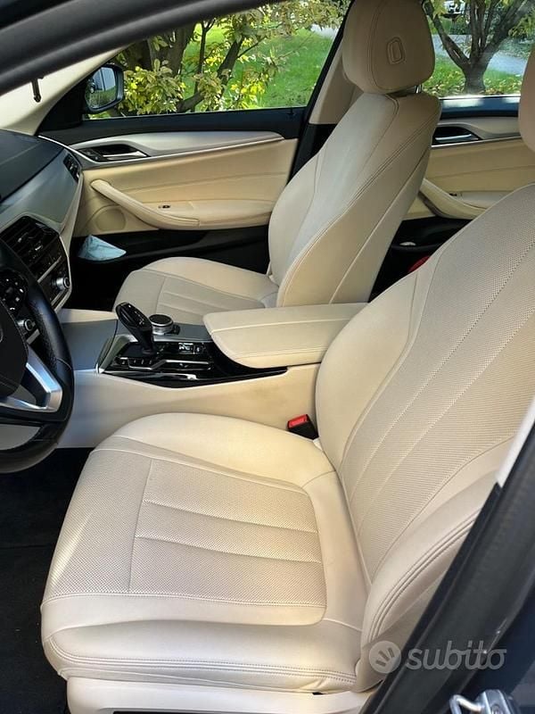 Usata BMW 520 190 CV (139 kW) 2022 Grigio Berlina